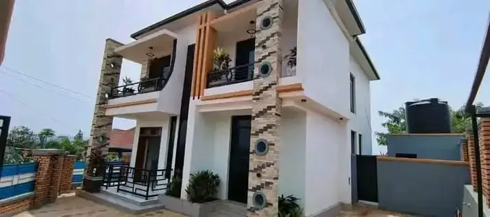 S020-180 Millions: Iragurishwa-i Kanombe