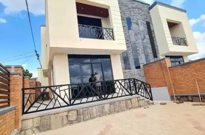 800 000 Rwf: Irakodeshwa-Kicukiro